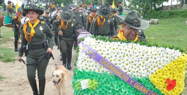Asesinan al policía Albert Zapata, guía canino de explosivos